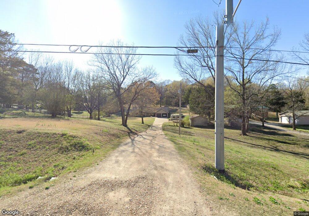 812 N Rockingchair Rd, Paragould, AR 72450 - photo 1