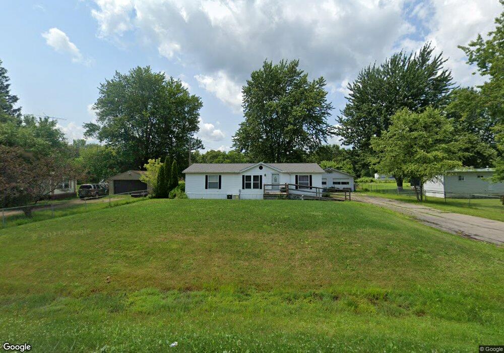 10394 Baker Dr, Clio, MI 48420 - photo 1