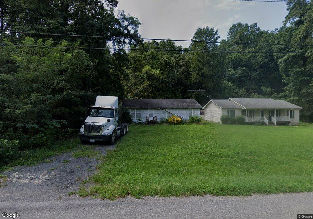 749 Albrough Blvd, Colonial Beach, VA 22443 - photo 1