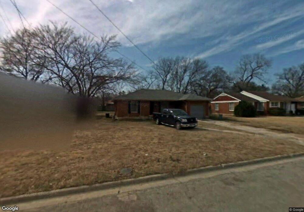 1305 N Howeth St, Gainesville, TX 76240 - photo 1