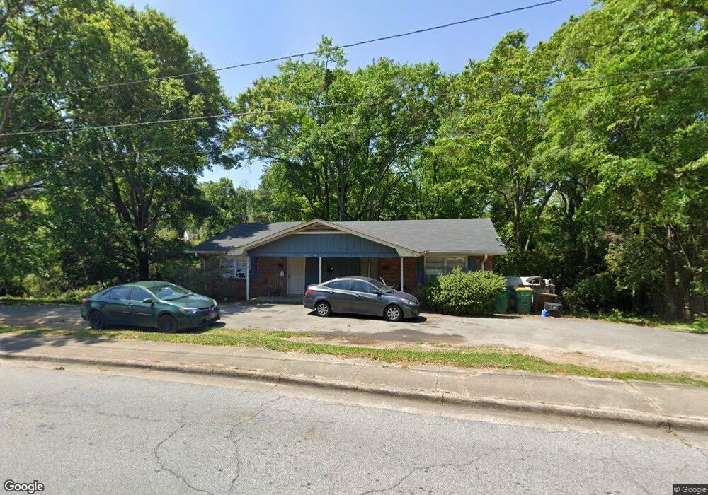 166 N 5th Ave, Winder, GA 30680 - photo 1