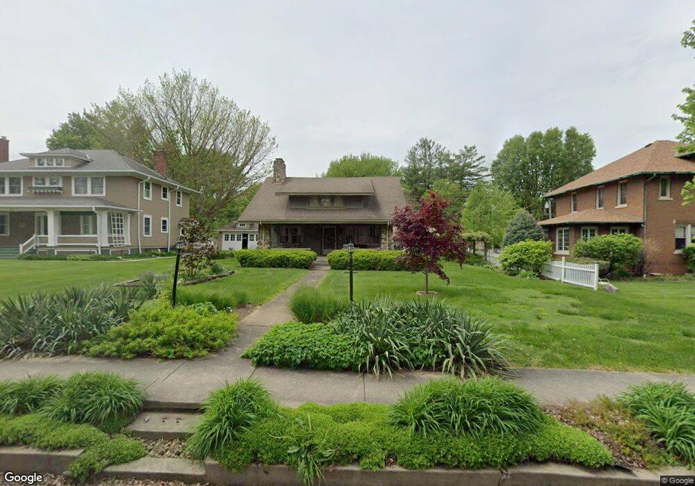 535 N Union St, Lincoln, IL 62656 - photo 1