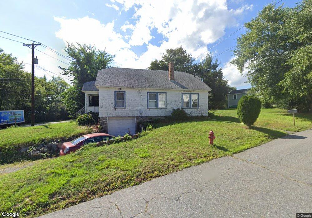 1101 Riverside Dr, Methuen, MA 01844 - photo 1