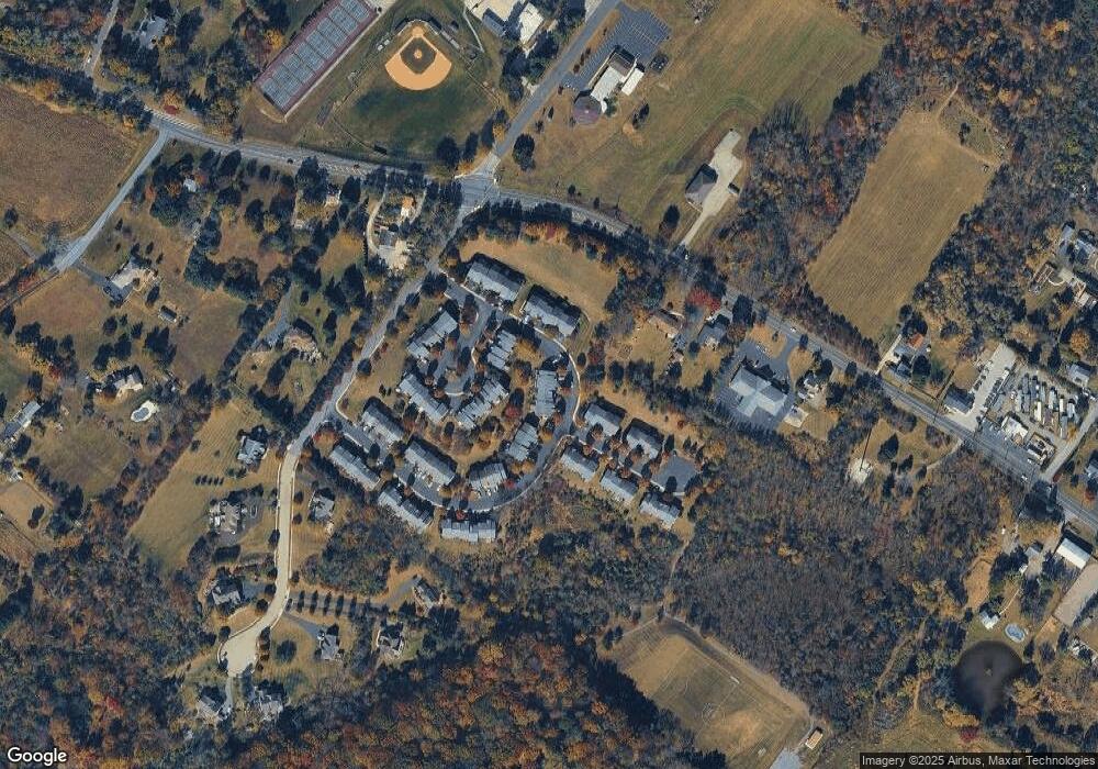 32 Chadwick Cir, Norristown, PA 19403 - photo 1