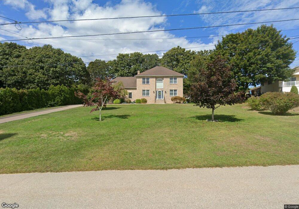 5 Iroquois Ave, Westerly, RI 02891 - photo 1