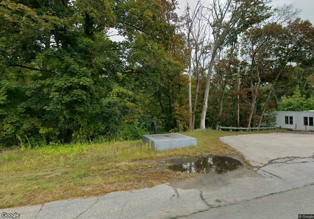 486 #300 Nashua St unit 300, Milford, NH 03055 - photo 1