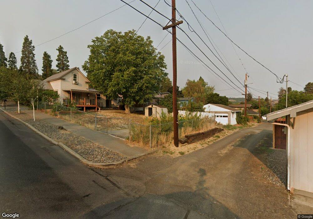 105 W 14th St, the Dalles, OR 97058 - photo 1