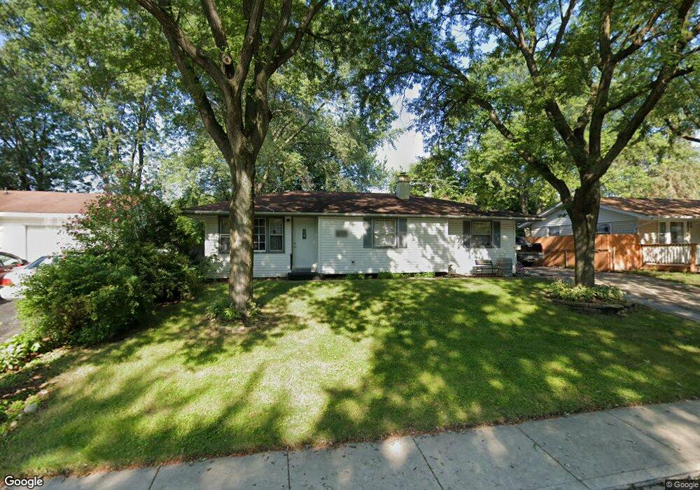 315 Amarillo Dr, Carpentersville, IL 60110 - photo 1