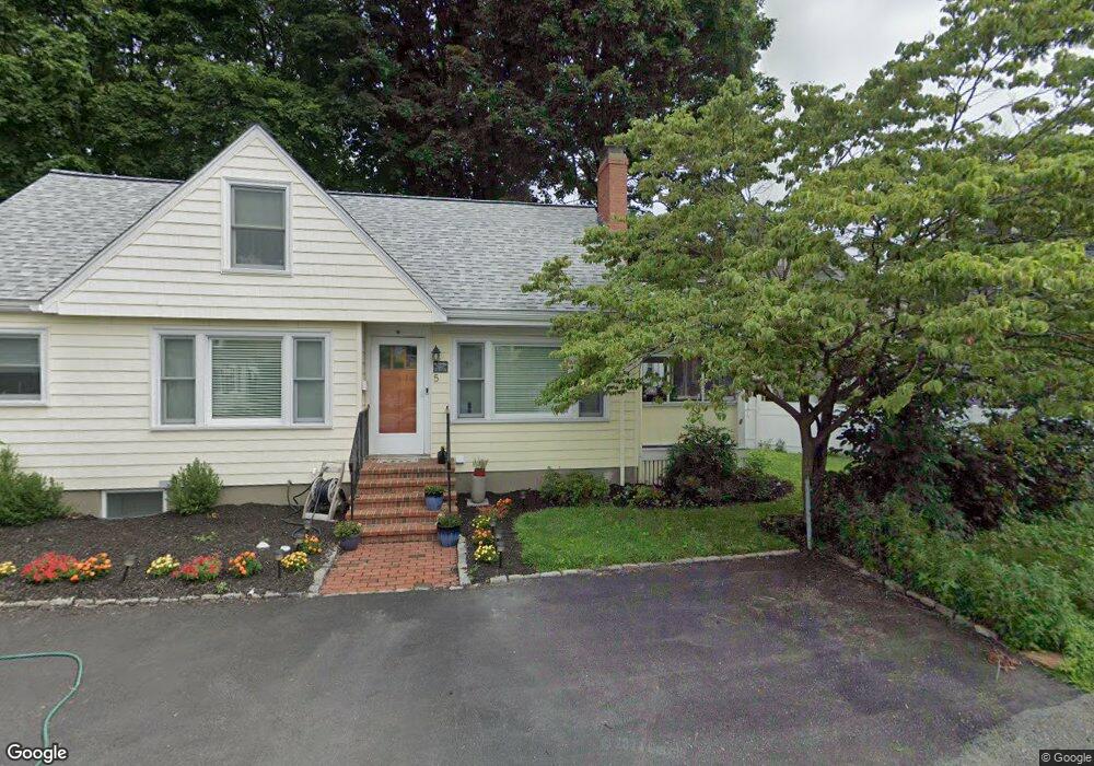 5 Bradford Cir, Roslindale, MA 02131 - photo 1