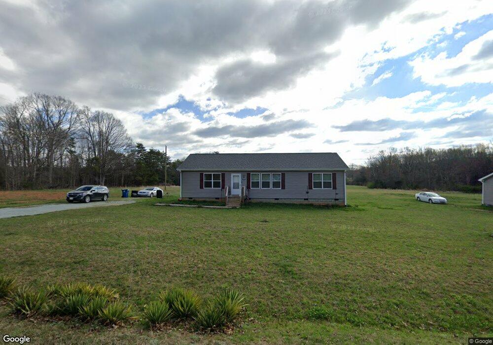 2785 Ellis Jeffries Rd, Burlington, NC 27217 - photo 1