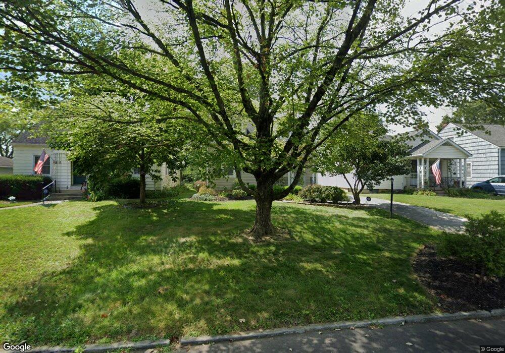 635 Salisbury Rd, Columbus, OH 43204 - photo 1