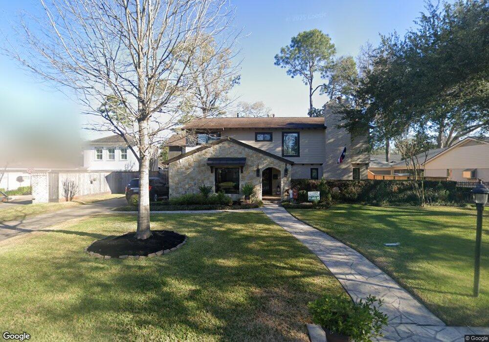 13722 Apple Tree Rd, Houston, TX 77079 - photo 1