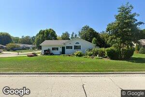 1114 Forest Hills Dr, Sheboygan, WI 53083