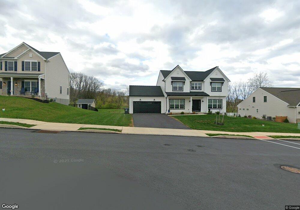 4 Lamp Light Dr unit 2456567-17612, Stevens, PA 17578 - photo 1