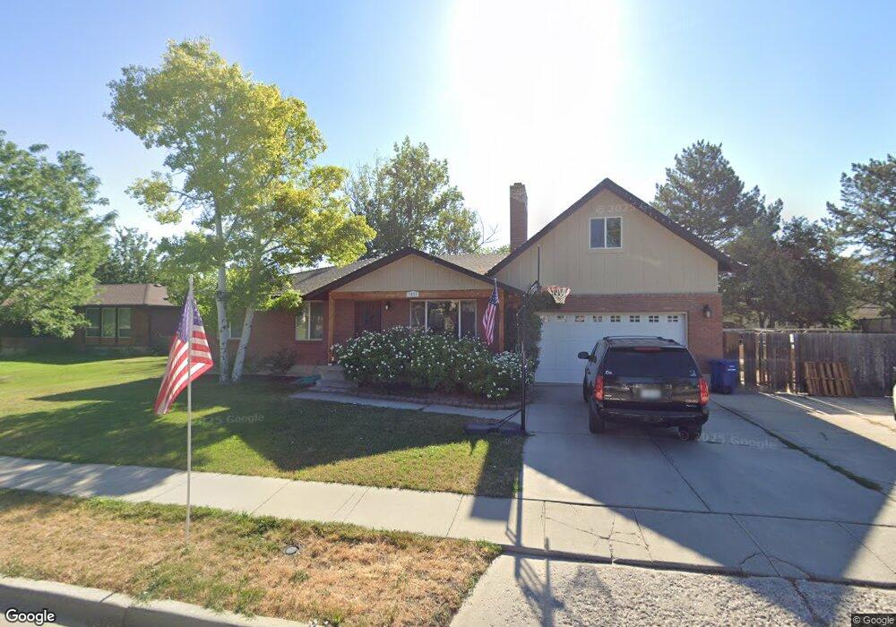 7123 S 2420 W, West Jordan, UT 84084 - photo 1