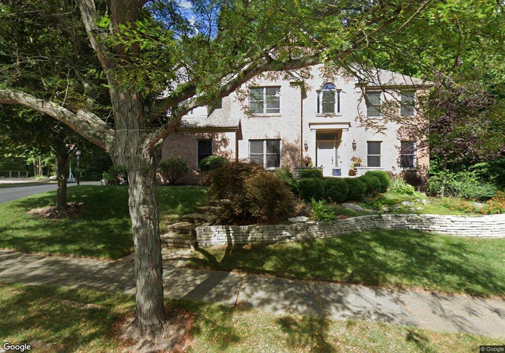 440 Shale Ridge Ct, Powell, OH 43065 - photo 1