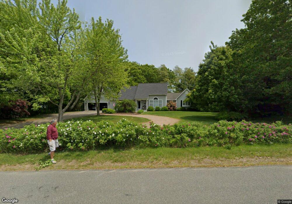 25 Dunns Corner Rd, Westerly, RI 02891 - photo 1