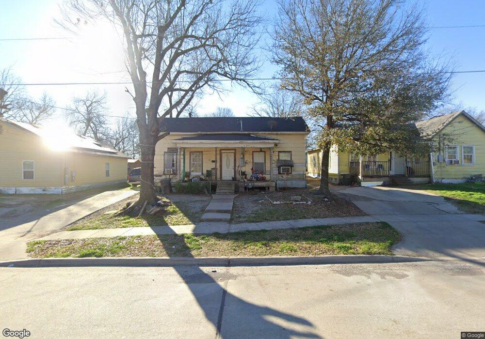 1513 W Collin St, Corsicana, TX 75110 - photo 1