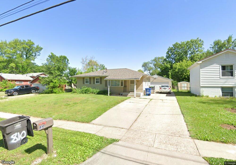 810 E Diehl Ave, Des Moines, IA 50315 - photo 1