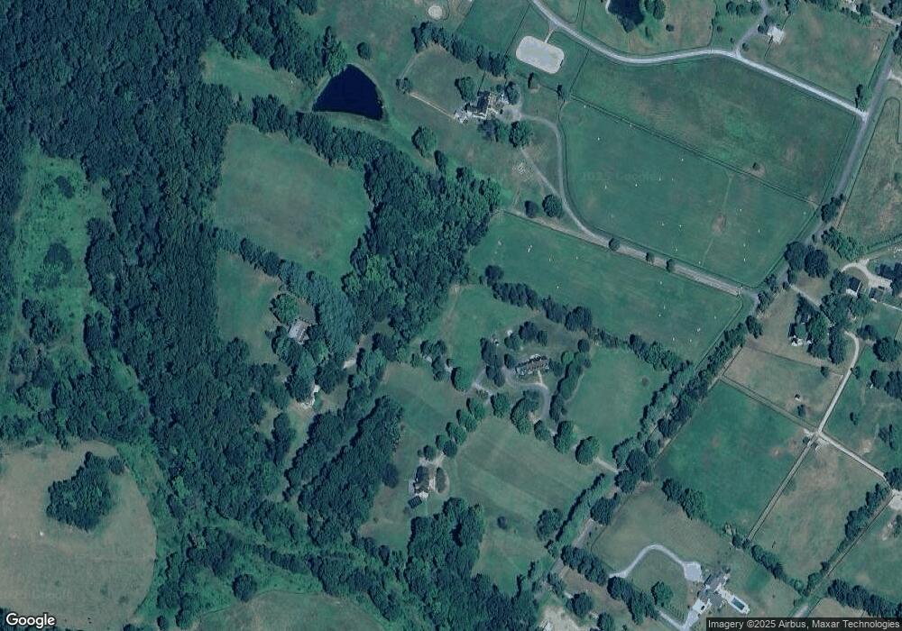 37474 Maple Shade Ln, Middleburg, VA 20117 - photo 1