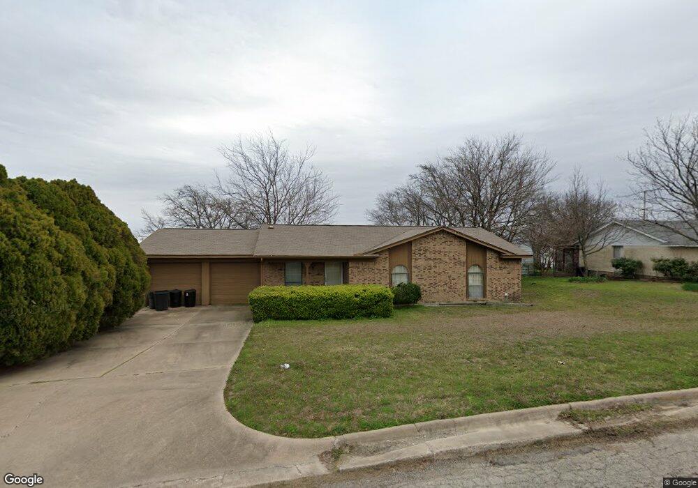 323 Clearwood Dr, Fort Worth, TX 76108 - photo 1