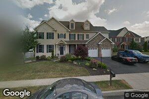 1625 W Thistle Dr, Reading, PA 19610