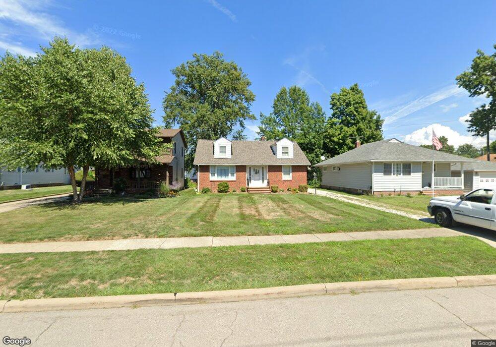 1745 Arbor St, Wickliffe, OH 44092 - photo 1