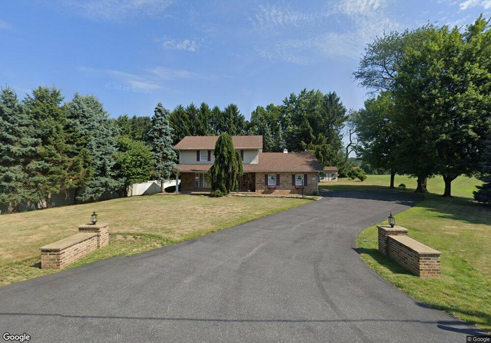 959 E MacAda Rd, Bethlehem, PA 18017 - photo 1