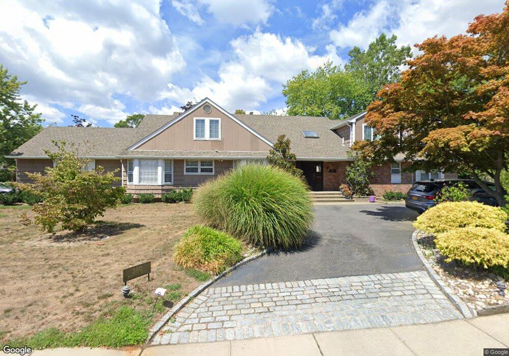 380 Kenridge Rd, Lawrence, NY 11559 - photo 1