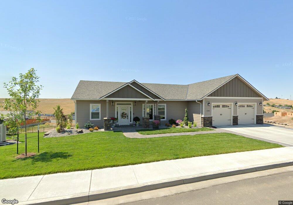 1719 SW 3rd St, Pendleton, OR 97801 - photo 1