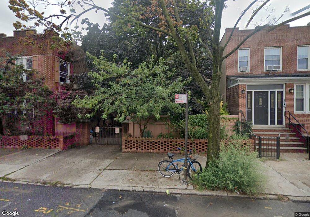 24-21 42nd St unit 2, Long Island City, NY 11103 - photo 1