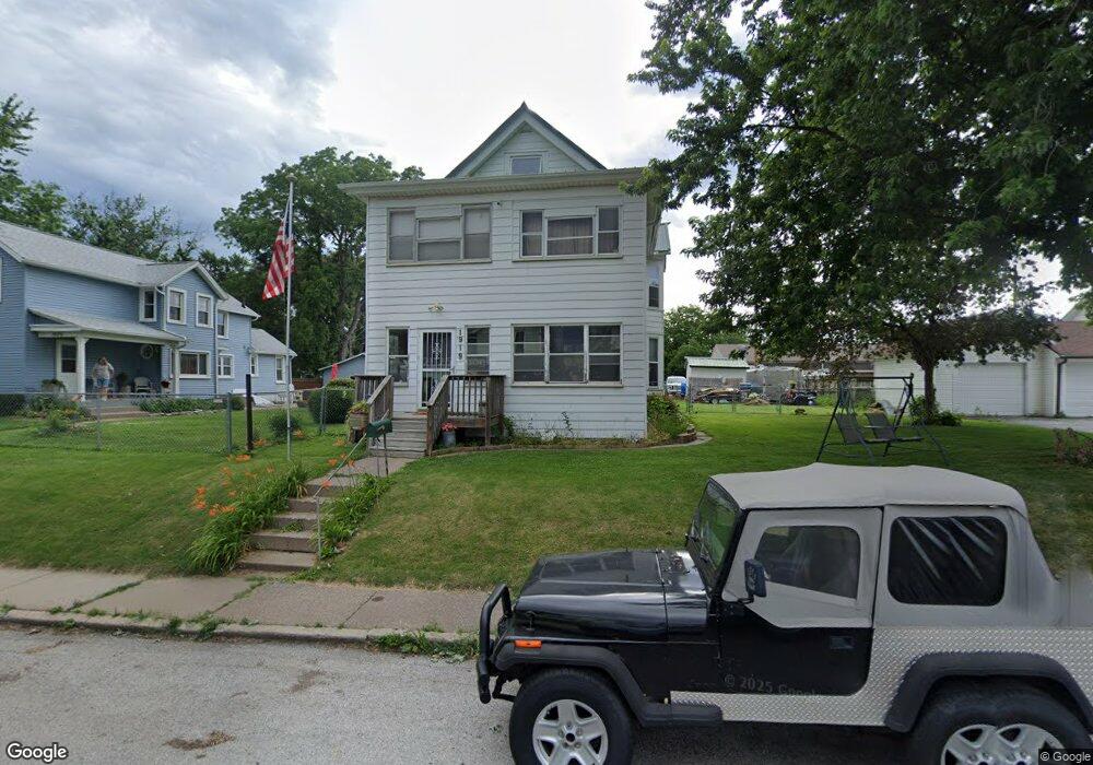 1919 Leclaire St, Davenport, IA 52803 - photo 1
