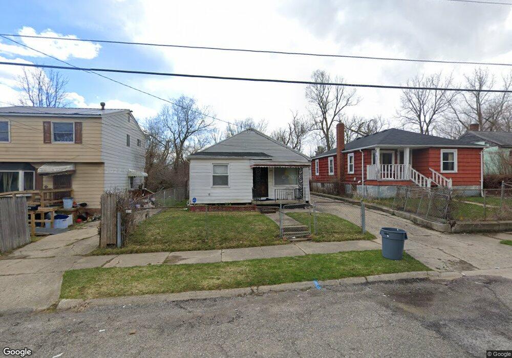 1042 E Lorado Ave, Flint, MI 48505 - photo 1