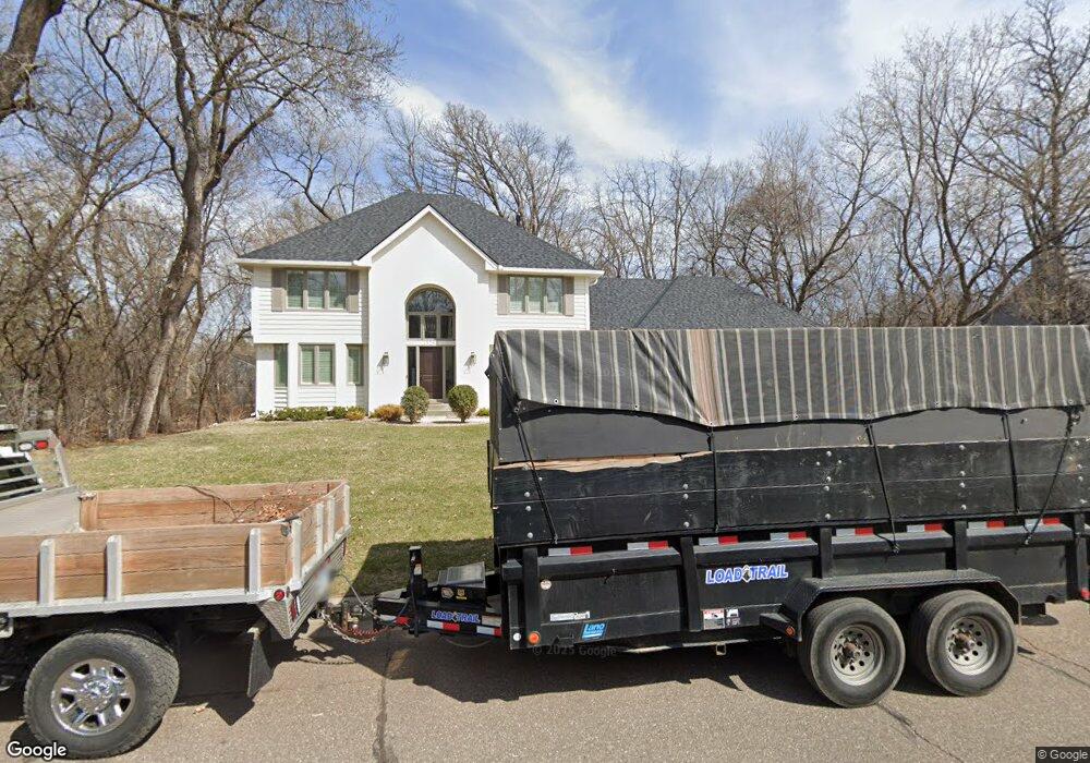 15284 Woodside Ln, Minnetonka, MN 55345 - photo 1