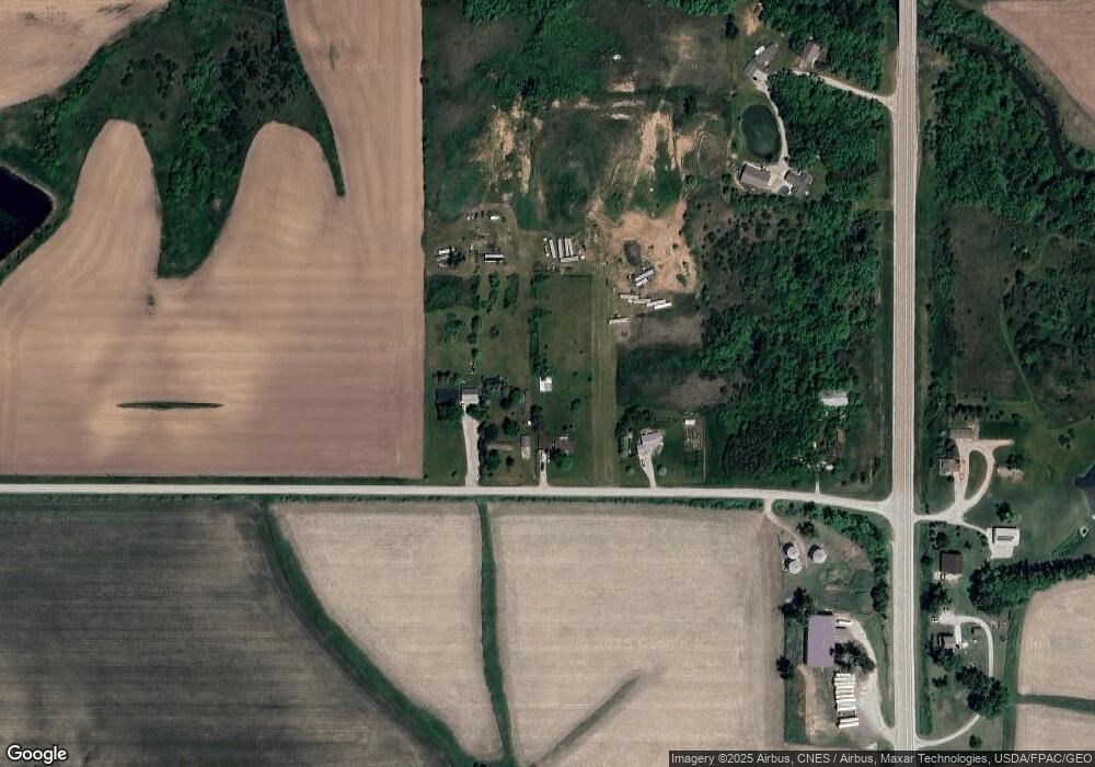 678 N 87th Ave W, Newton, IA 50208 - photo 1