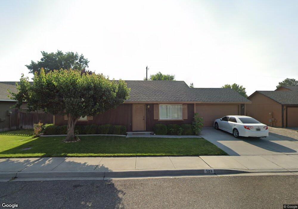 523 S Perry Ct, Kennewick, WA 99336 - photo 1