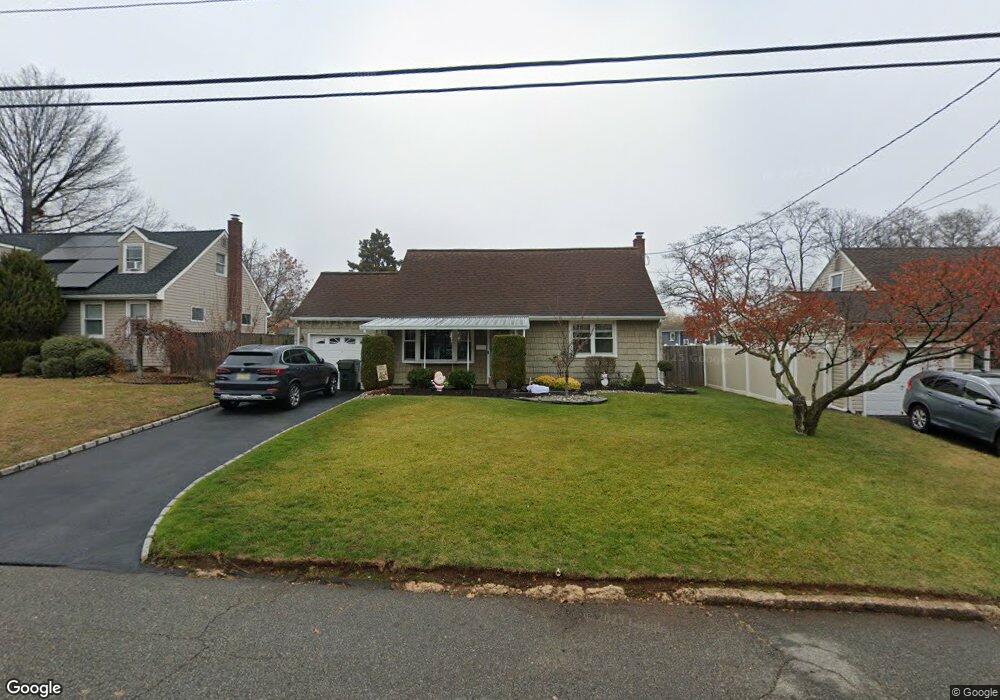 14 Longfellow Dr, Colonia, NJ 07067 - photo 1