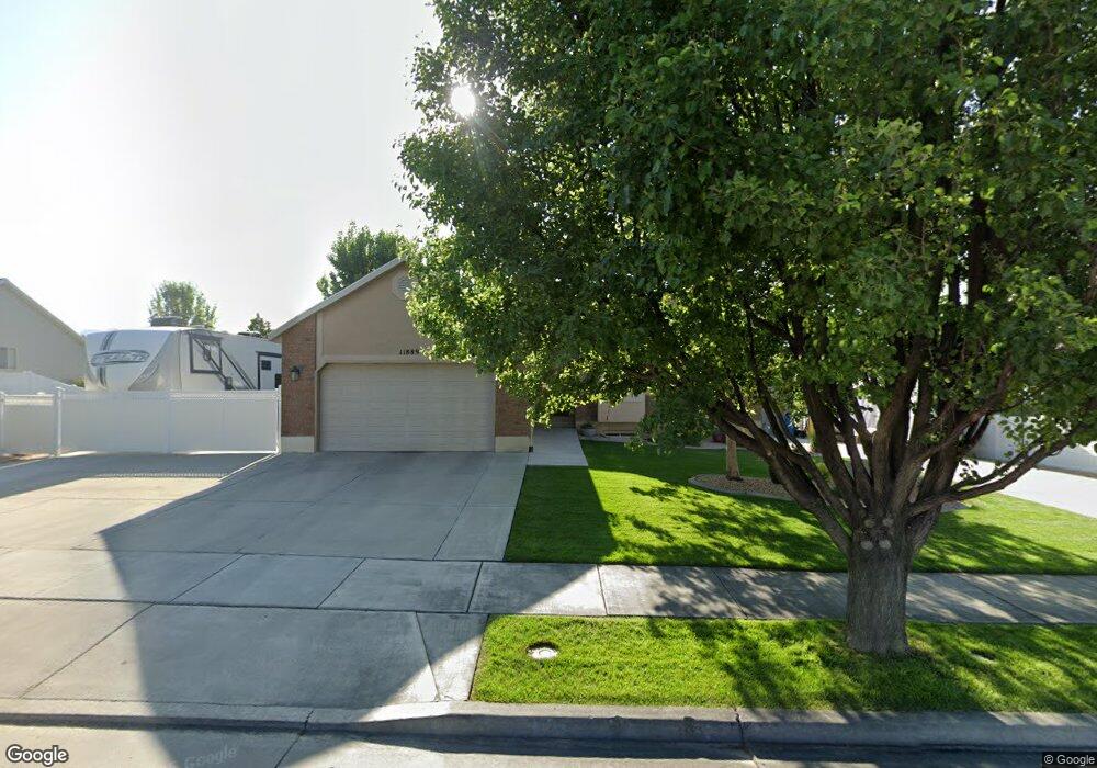 11889 S 1900 W, Riverton, UT 84065 - photo 1