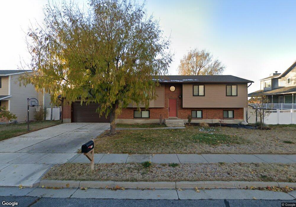 542 Pitford Dr, Centerville, UT 84014 - photo 1