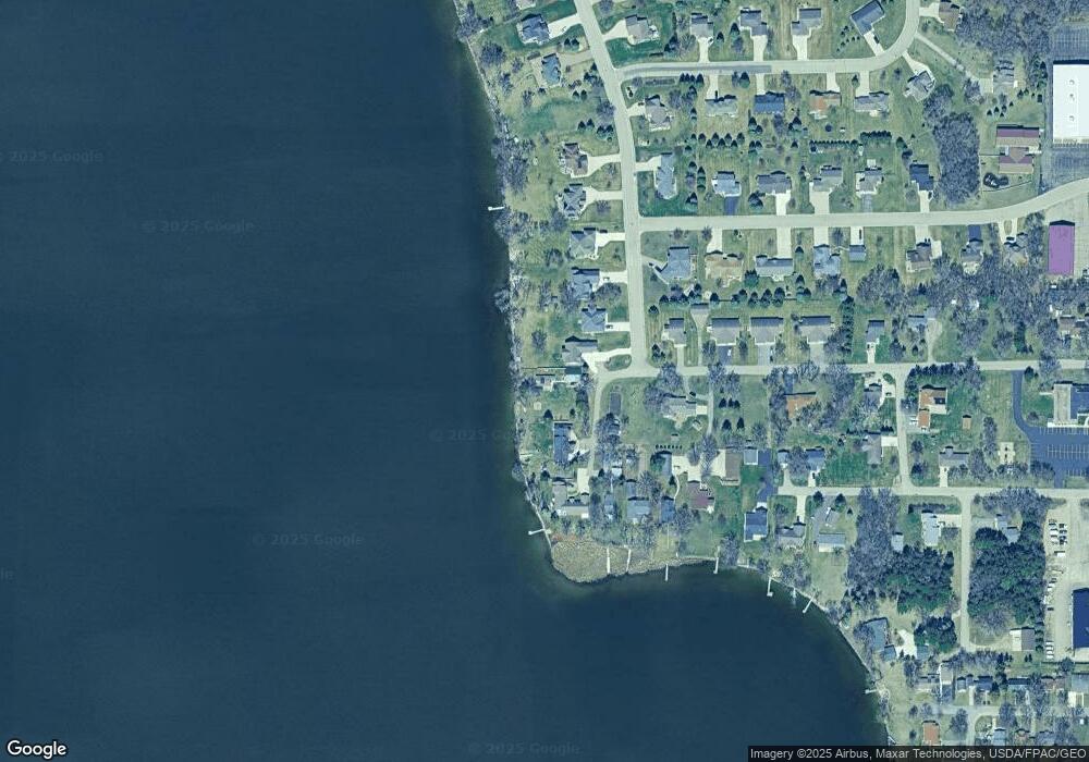 201 Bethesda St NW, Alexandria, MN 56308 - photo 1