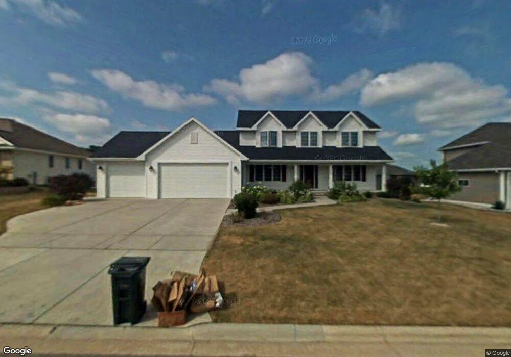 2476 Watson Cir, de Pere, WI 54115 - photo 1