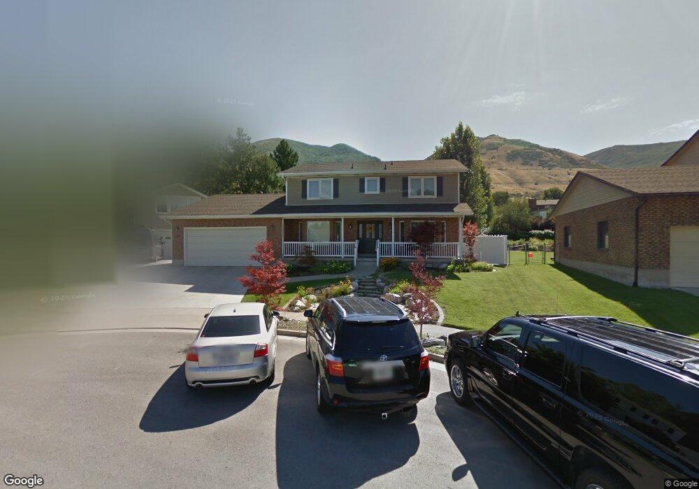 560 N 220 E, Centerville, UT 84014 - photo 1