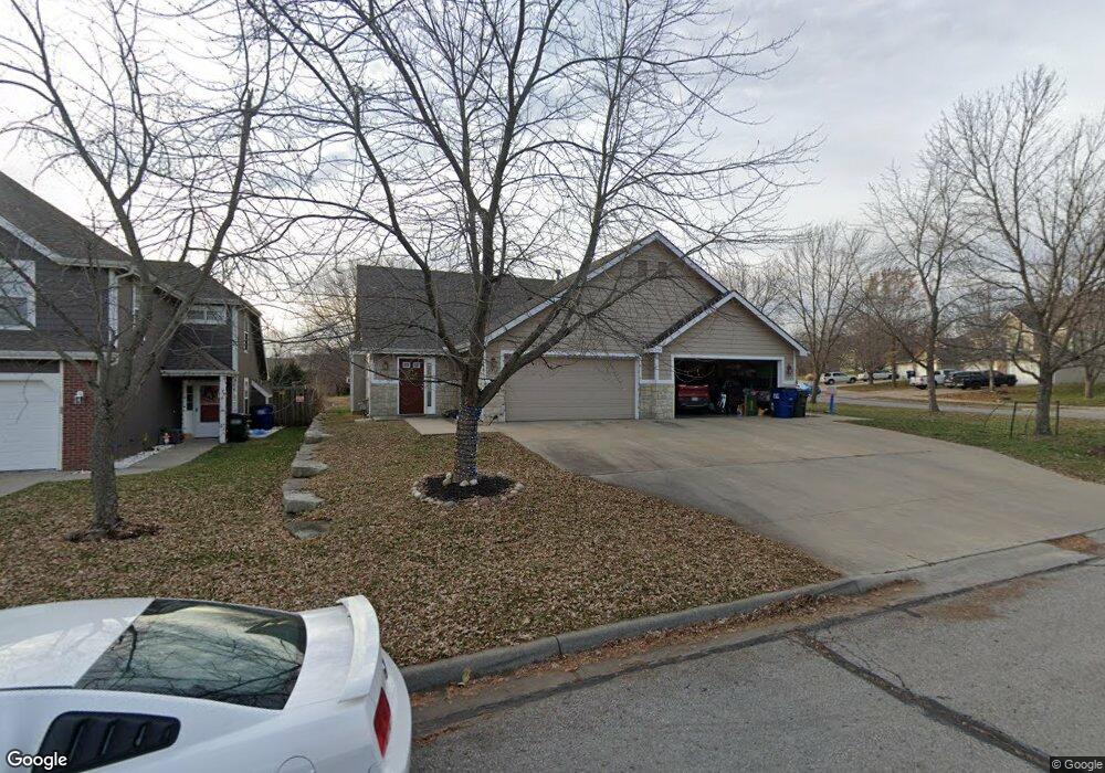 3515 Field Stone Ct, Lawrence, KS 66049 - photo 1