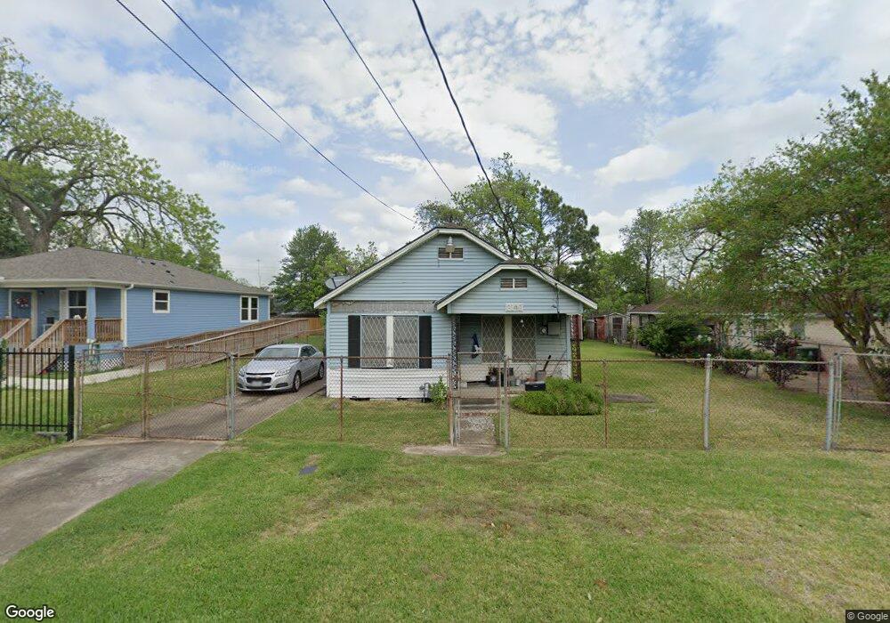 3149 Chickering St, Houston, TX 77026 - photo 1
