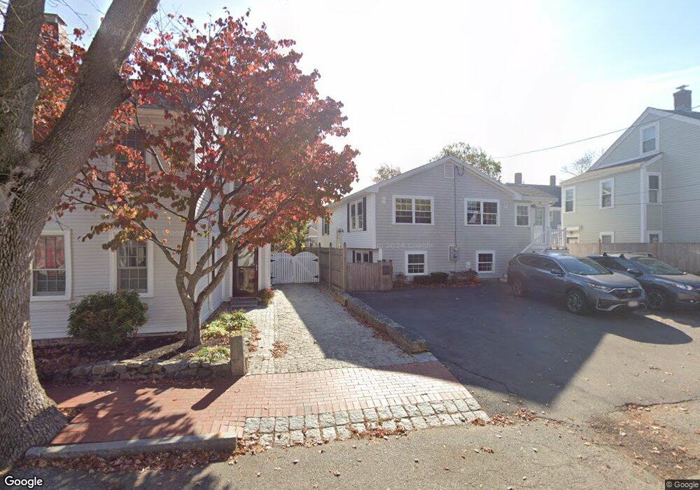 39 Warren St unit 1B, Newburyport, MA 01950 - photo 1