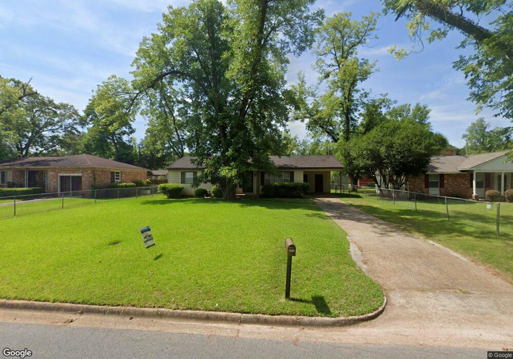 2012 W Waddell Ave, Albany, GA 31707 - photo 1