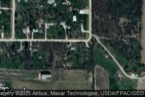 13 Klemish Cir, Center Point, IA 52213