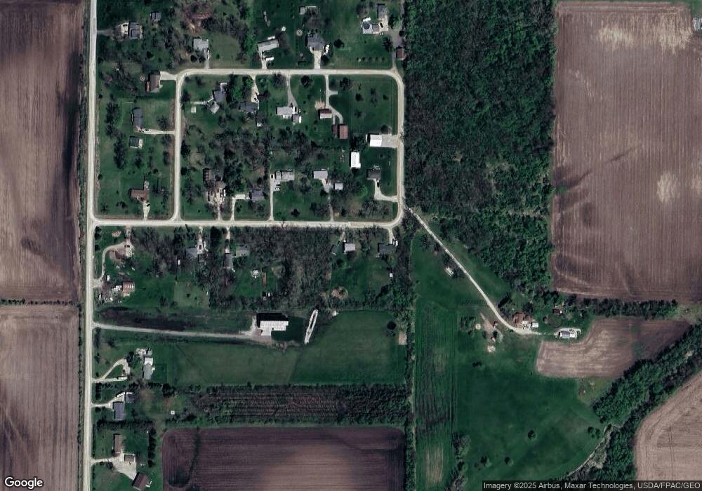 13 Klemish Cir, Center Point, IA 52213 - photo 1