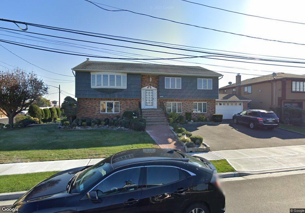 4139 Broadway, Island Park, NY 11558 - photo 1