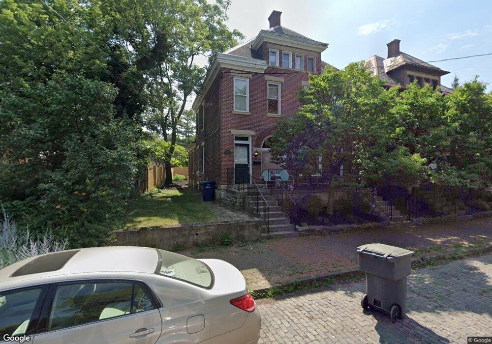 706 Jaeger St unit 708, Columbus, OH 43206 - photo 1